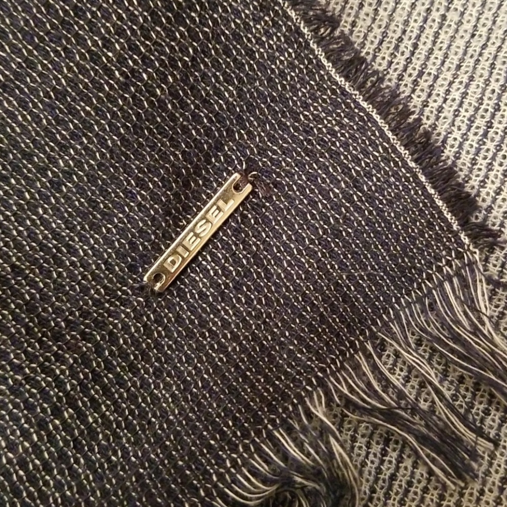 🆕️Diesel Segrade scarf light/dark blue, Italy - Picture 5 of 8